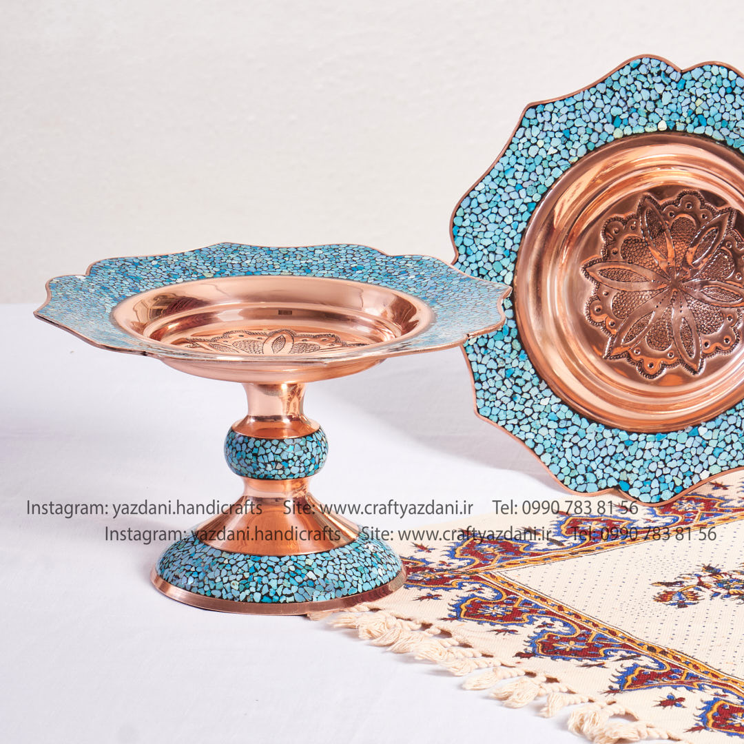 شیرینی خوری لب بری فیروزه کوبی 